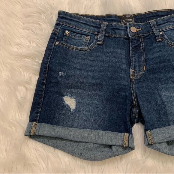 Gap Sexy Boyfriend Short Cuffed Dark Wash - Picture 4 of 8